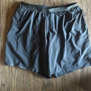 Men's large lululemon shorts.